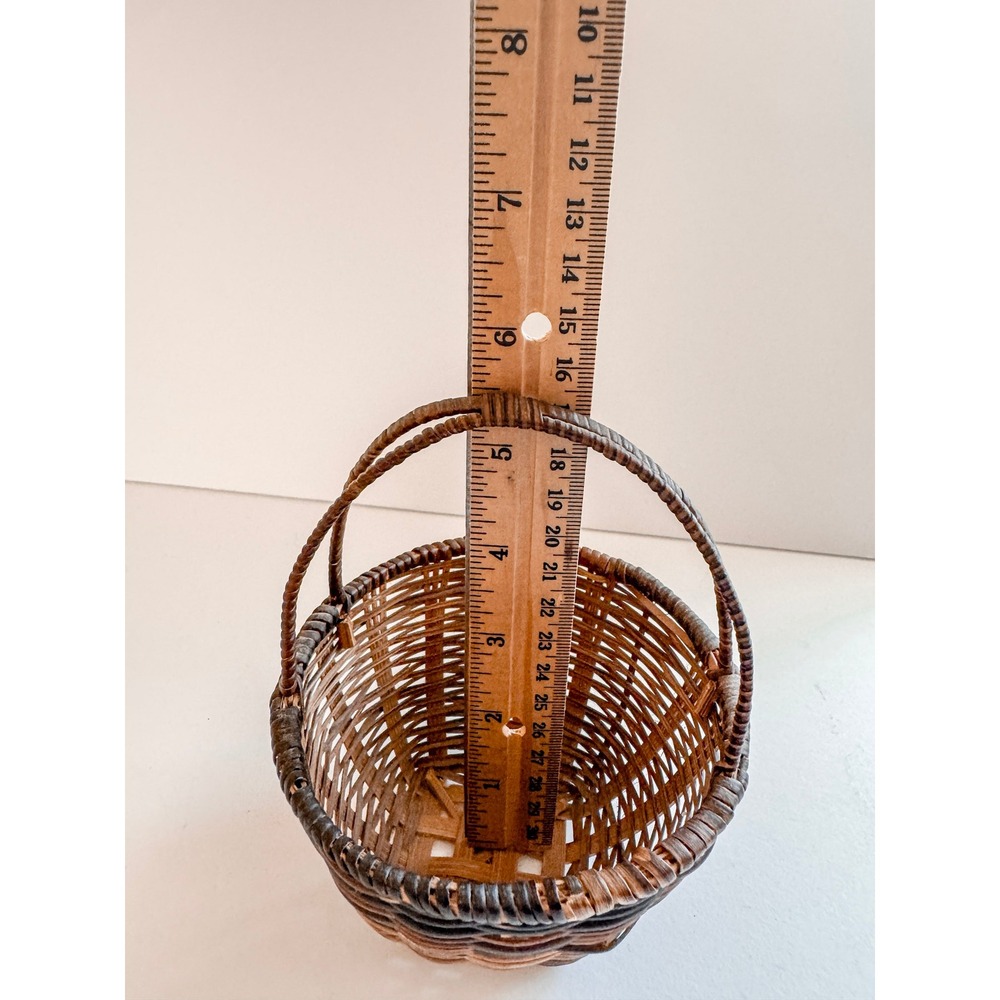 Vintage Mini Wicker Basket Handwoven Round Rustic Primitive Gathering Basket - Picture 4 of 7